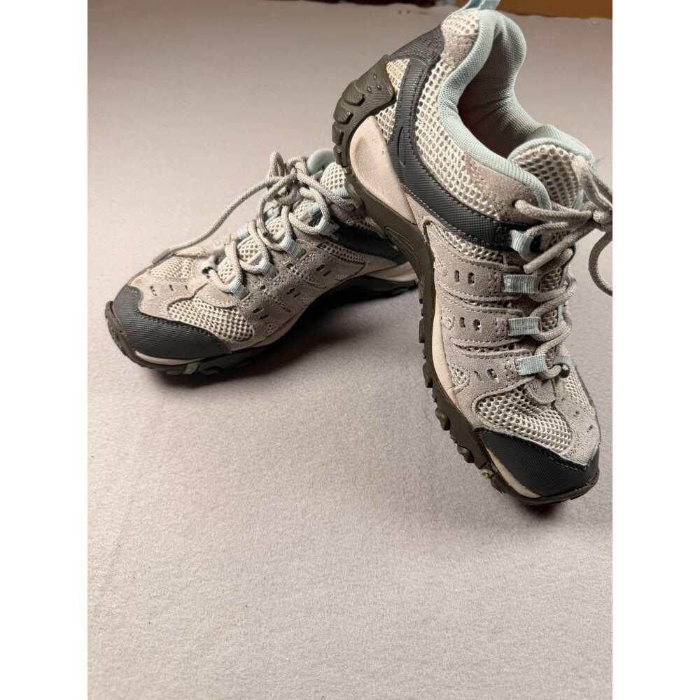 Womens size 6.5 Merrell Accentor hiking shoes blue and grey